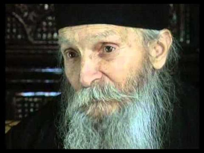 Jezivo proročanstvo oca Tadeja – Predvideo UŽAS u Crnoj Gori: “Rat! Dići će se i Albanci, a Srbi…”