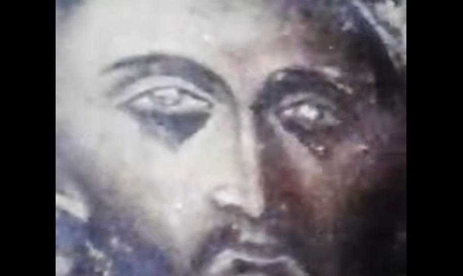 ЛОШ ЗНАК СА НЕБА: Проплакала икона Исуса Христа у Витлејемској пећини (ВИДЕО)